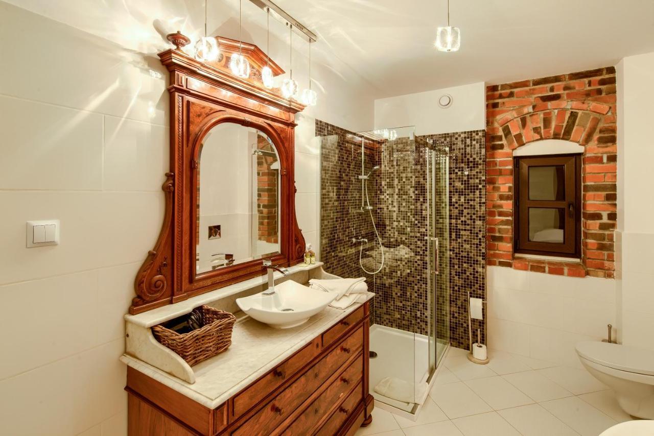 Hostal Folwark Białych Bocianów Kamionka  Exterior foto