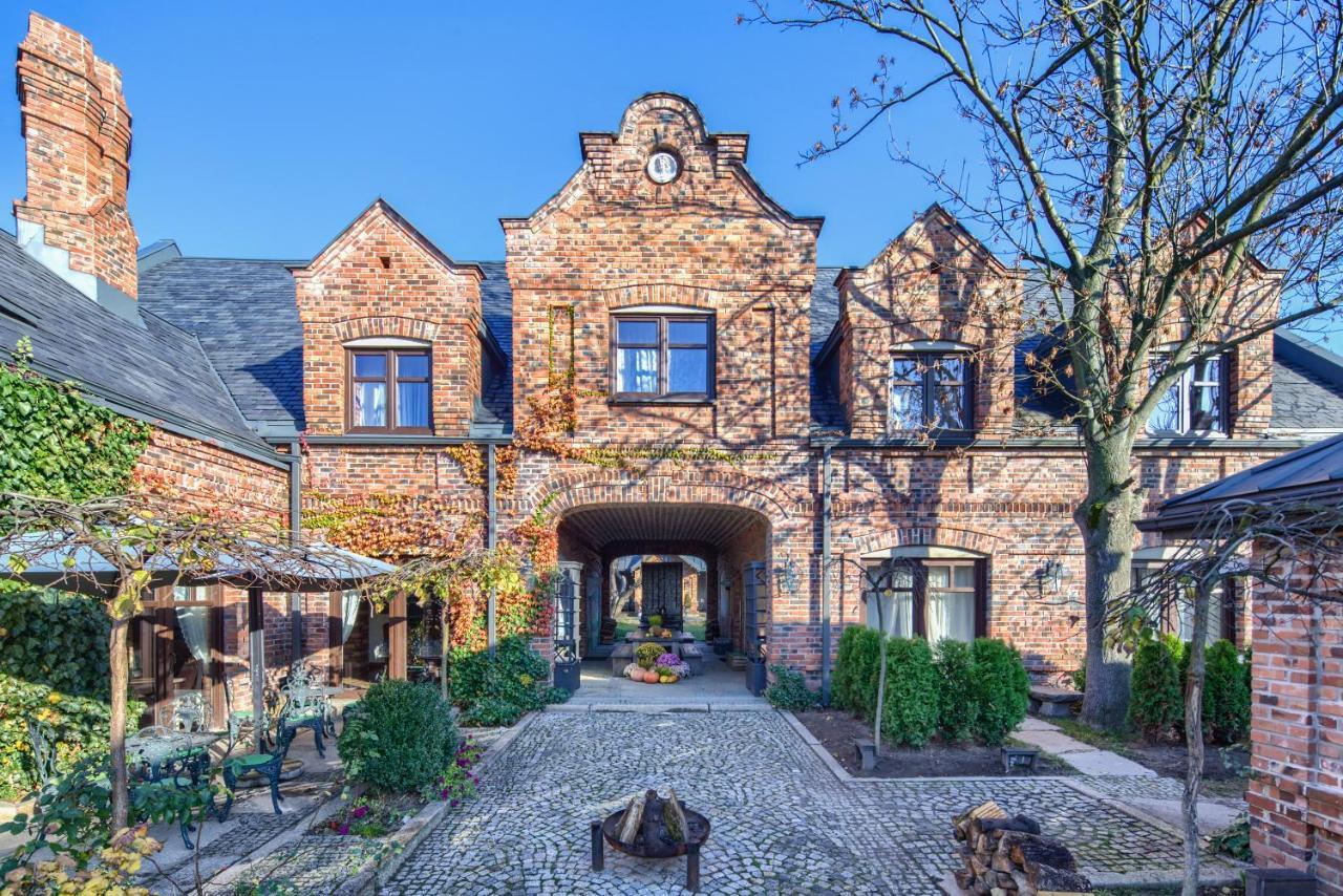 Hostal Folwark Białych Bocianów Kamionka  Exterior foto