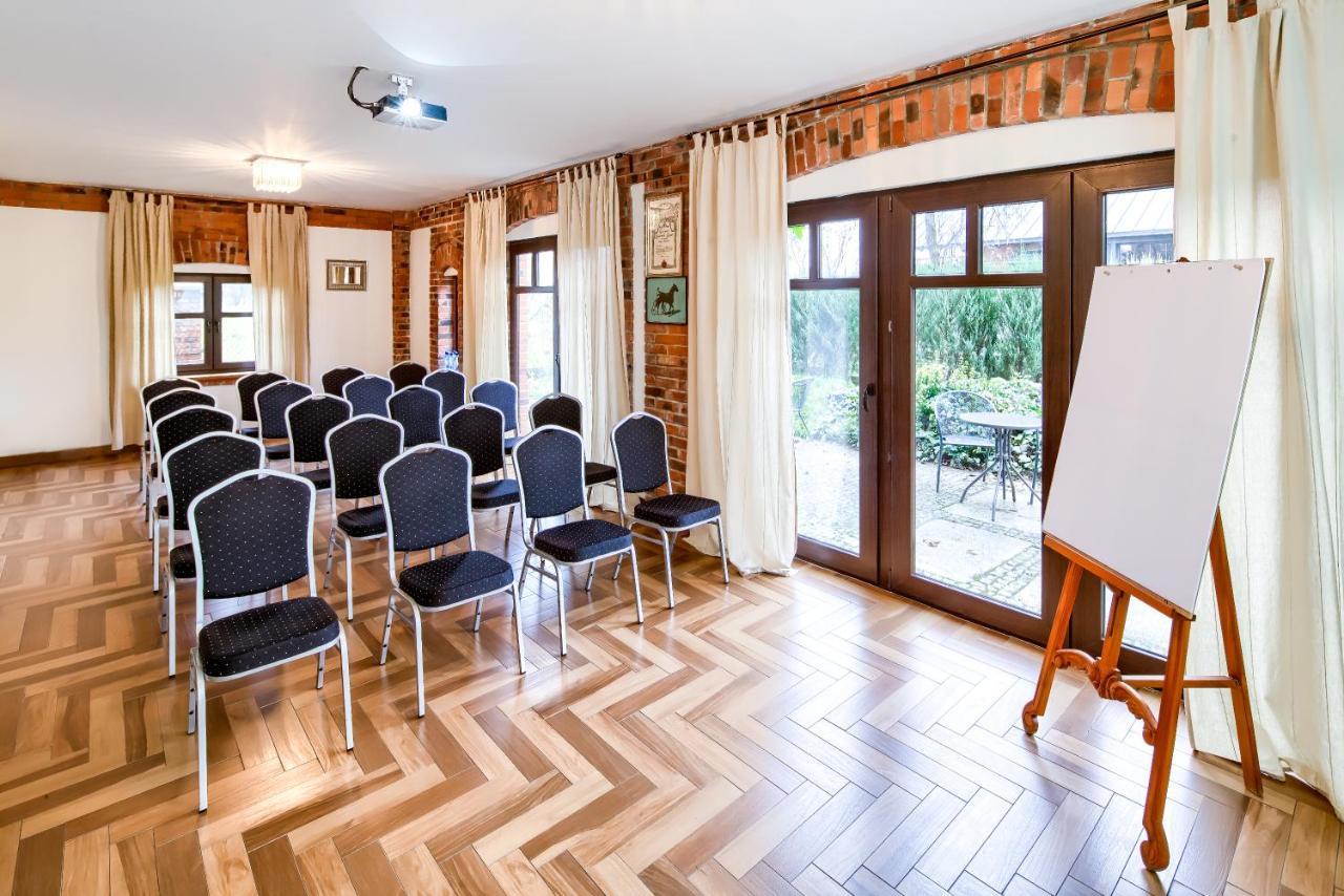 Hostal Folwark Białych Bocianów Kamionka  Exterior foto